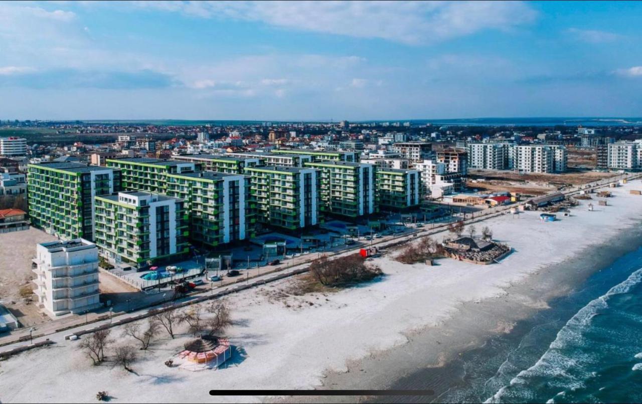 Baby Sea View And Pools Apartment- Mamaia Beach Resort Năvodari Buitenkant foto